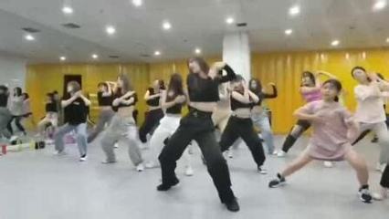 游戲代理加盟費(fèi)解析 網(wǎng)絡(luò)技術(shù)服務(wù)的關(guān)鍵投資與回報(bào)